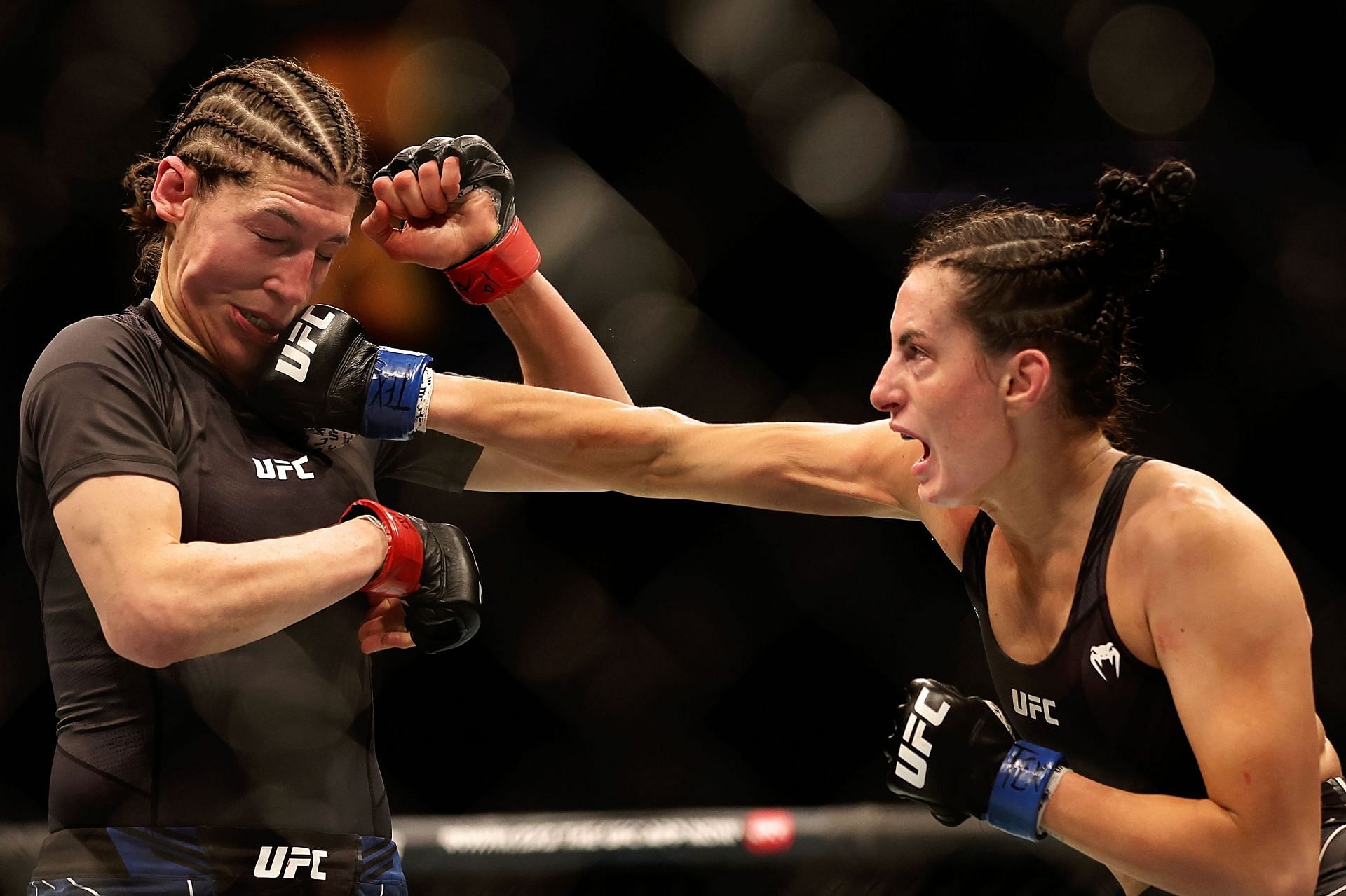 Casey O'Neill has the kind of well-rounded skills to test Valentina Shevchenko