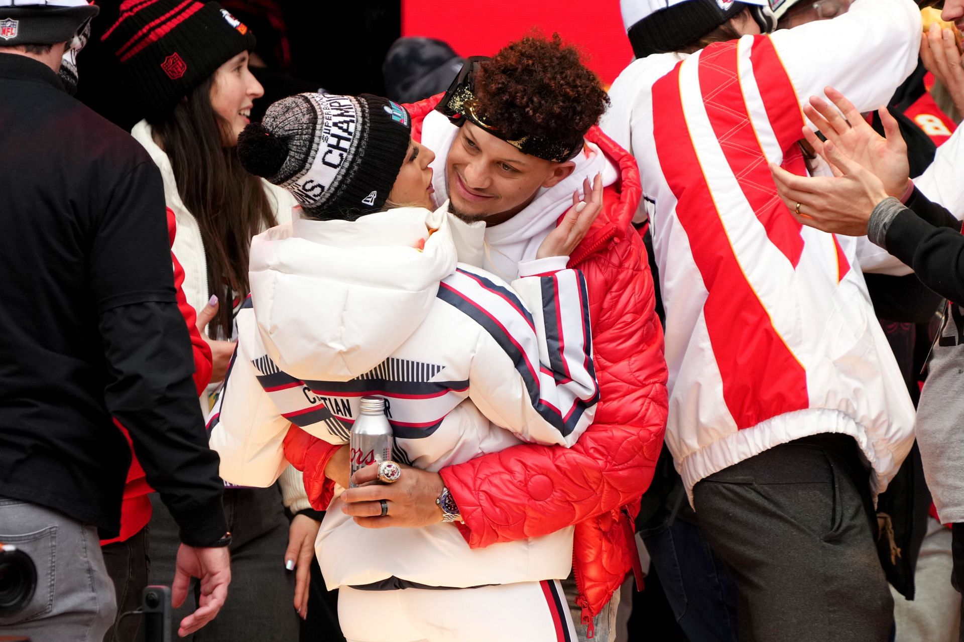 Jackson and Brittany Mahomes take over social media during Chiefs