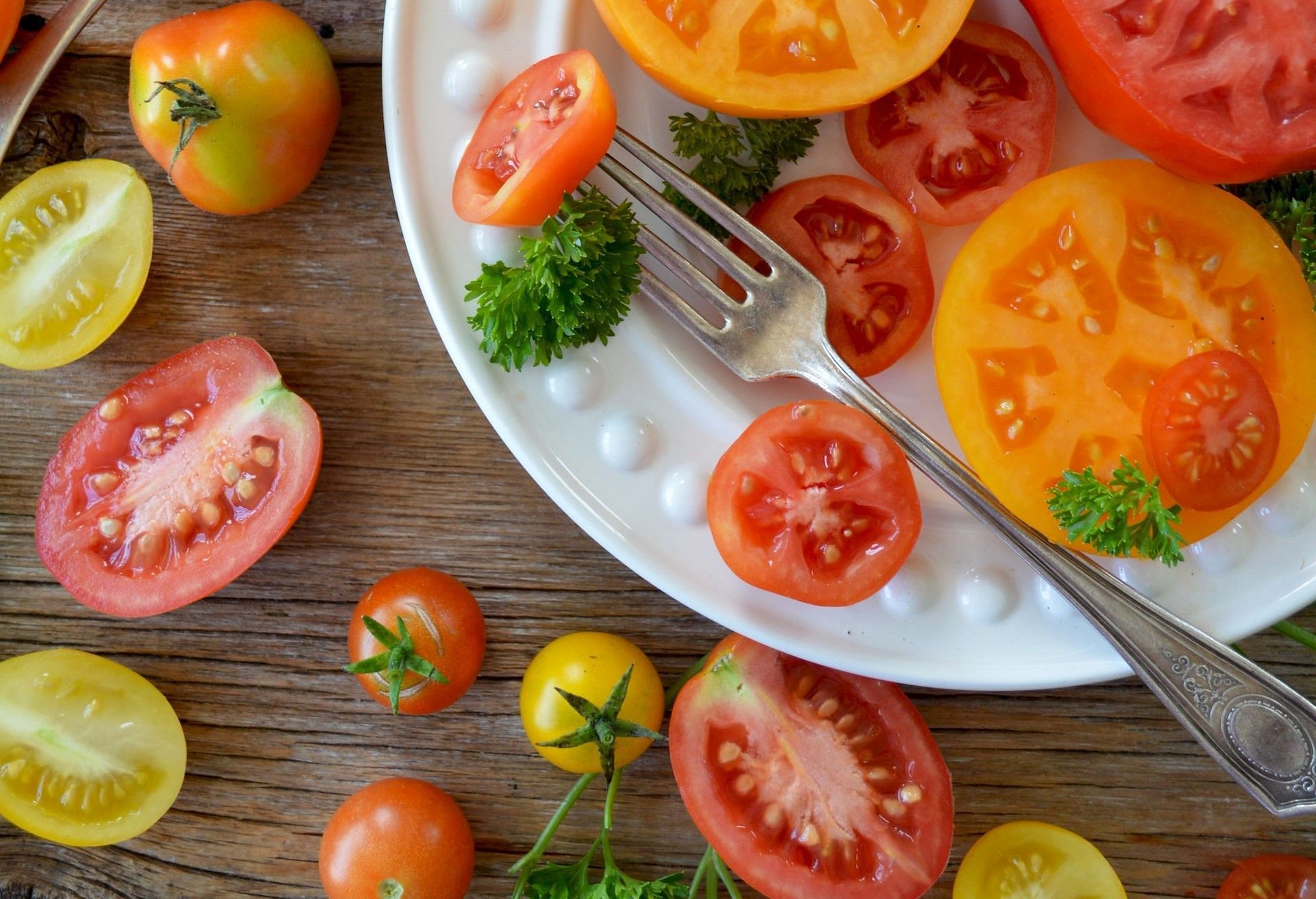 Are tomatoes good for you? (Photo via Nadine Primeau/Unsplash)