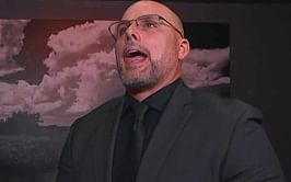 Returning superstar threatens to get Adam Pearce fired on RAW