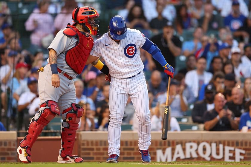 Yadier Molina signed jersey for Willson Contreras