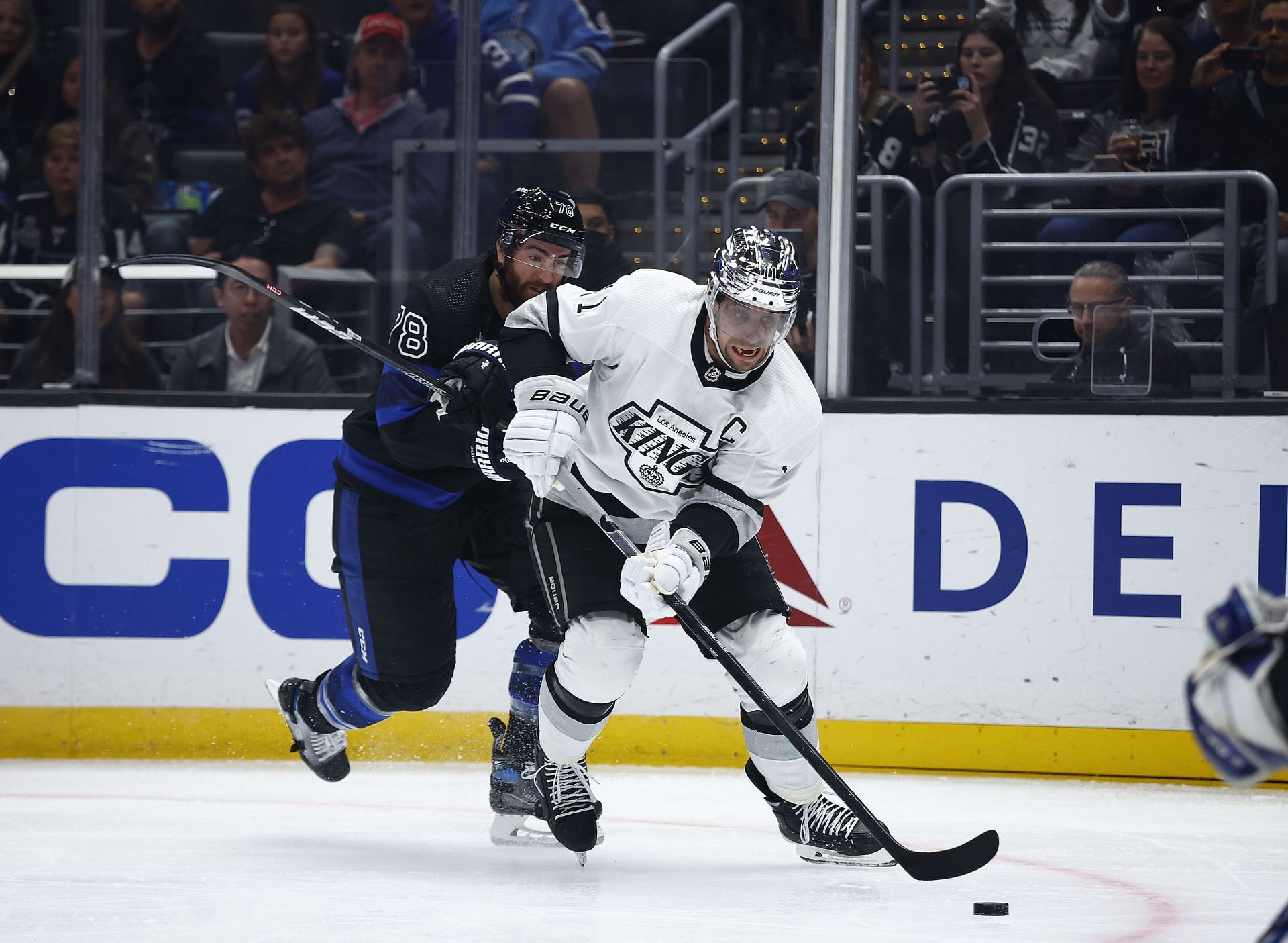 Toronto Maple Leafs v Los Angeles Kings