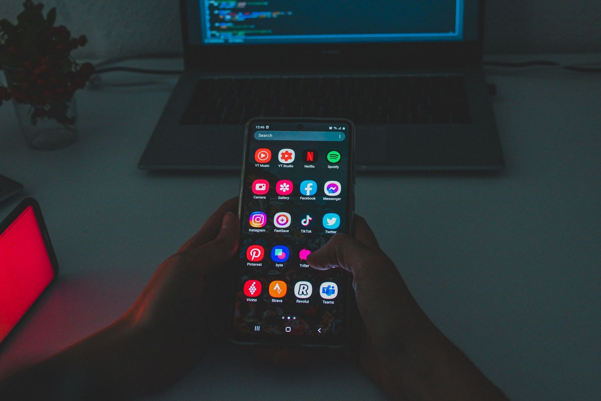 List of all Samsung phones to get Android 14 update (Image via Unsplash)