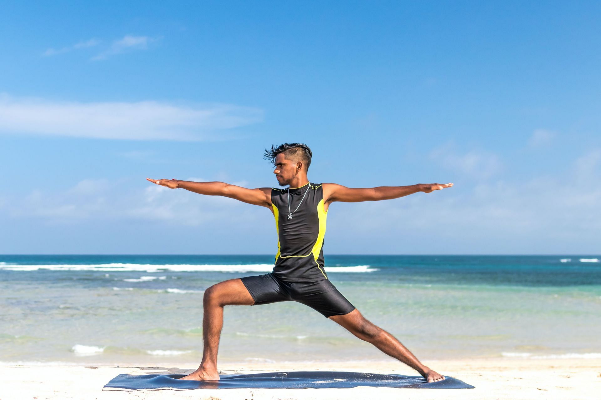 Resistance band can tone the calf and heel muscles. (Image via Unsplash/Artem Beliaikin )