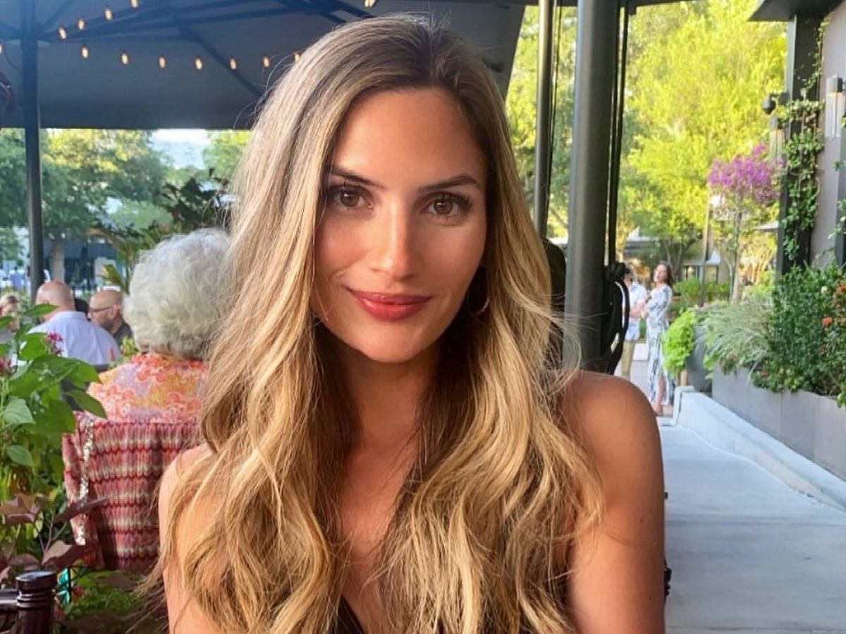 Why are The Bachelor fans Kat for kissing Zach before one-on- one date in 6?
