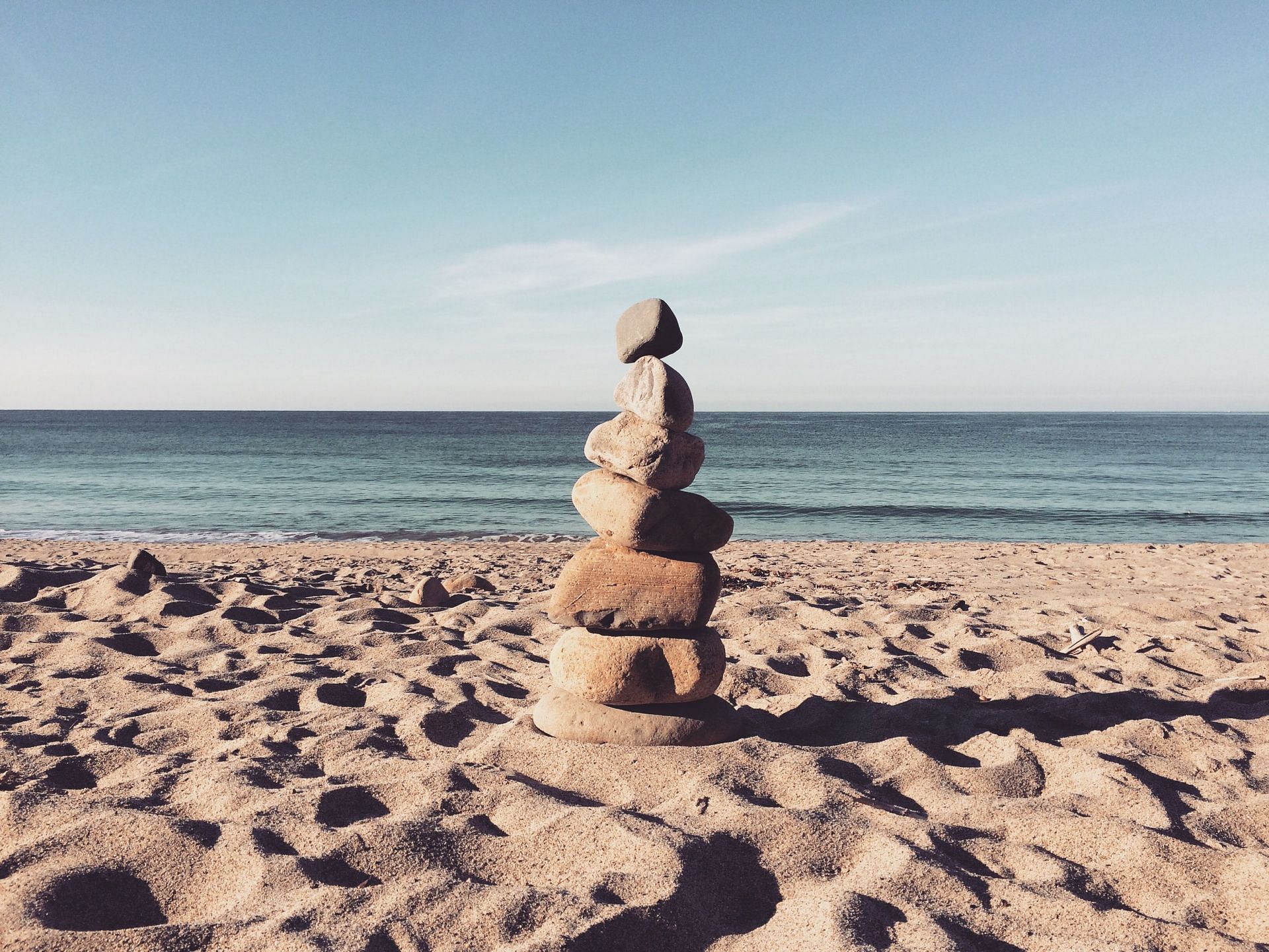 Calm Mind: Breathing exercises relieves stress and anxiety. (Image via Unsplash/Calder B)