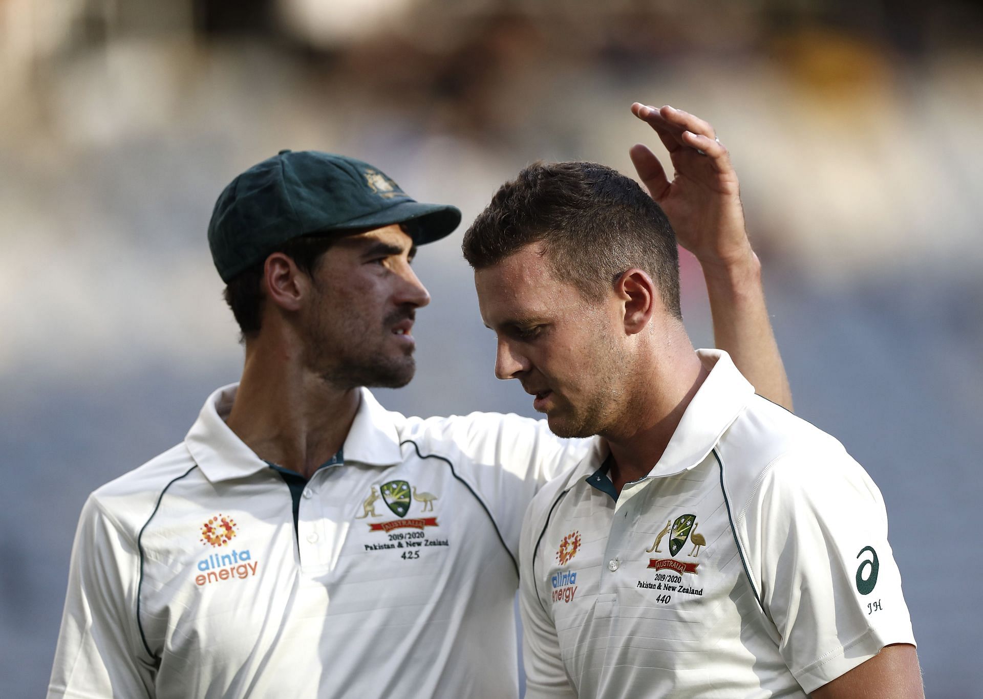 Australia v New Zealand - 1st Test: Day 2