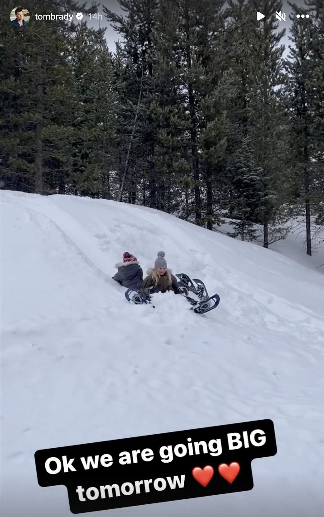 Brady's children enjoy the snow on the strip. Source: Brady (IG)