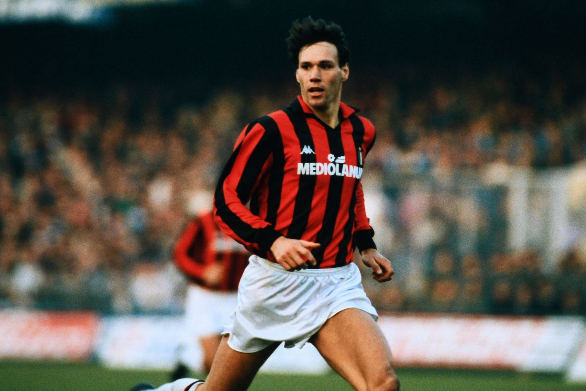 Marco van Basten in action for AC Milan (cred: Sky Sports)