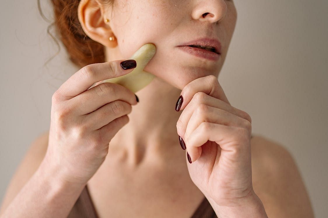The Superb Advantages of Gua Sha for Your Well being and Magnificence