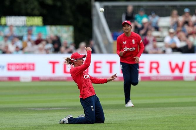 SA-W vs EN-W Dream11 Prediction: Fantasy Cricket Tips, Today's Playing 11 and Pitch Report for ICC Women's T20 World Cup 2023 Warm Up Matches, Match 6