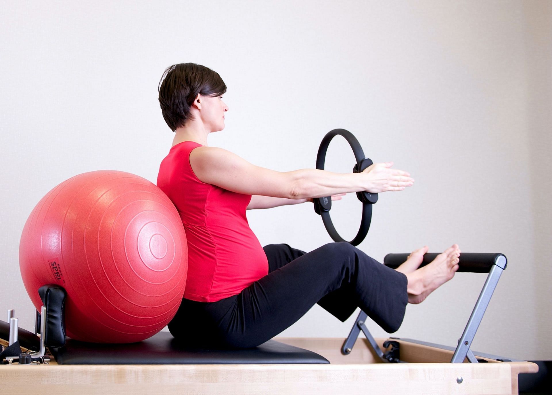 Exercises for pregnant women are important for well-being of both mother and baby. (Image via Pexels/ Jessica Monte)