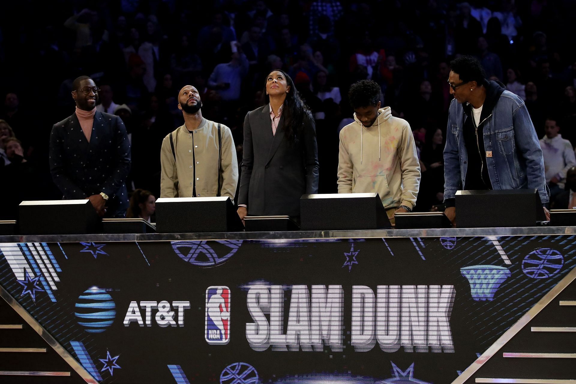 Malone will be a Slam Dunk Contest judge (Image via Getty Images)