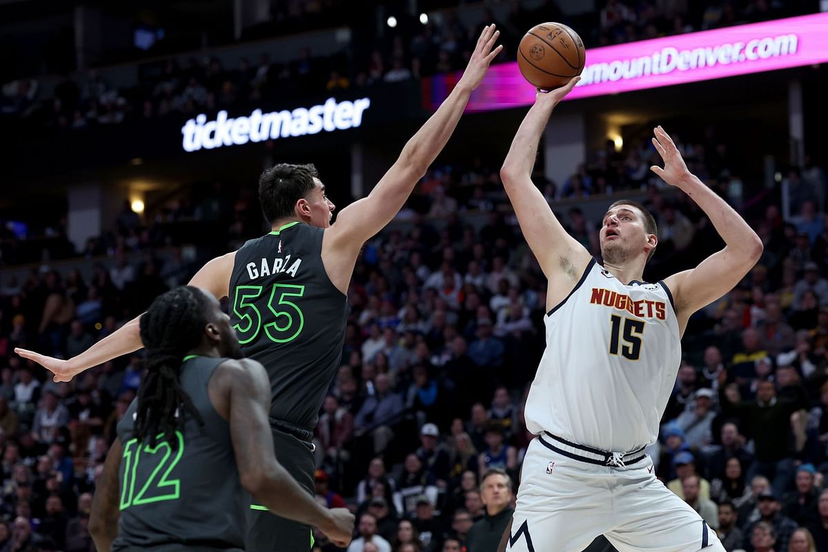 Is Nikola Jokic playing tonight against the Minnesota Timberwolves