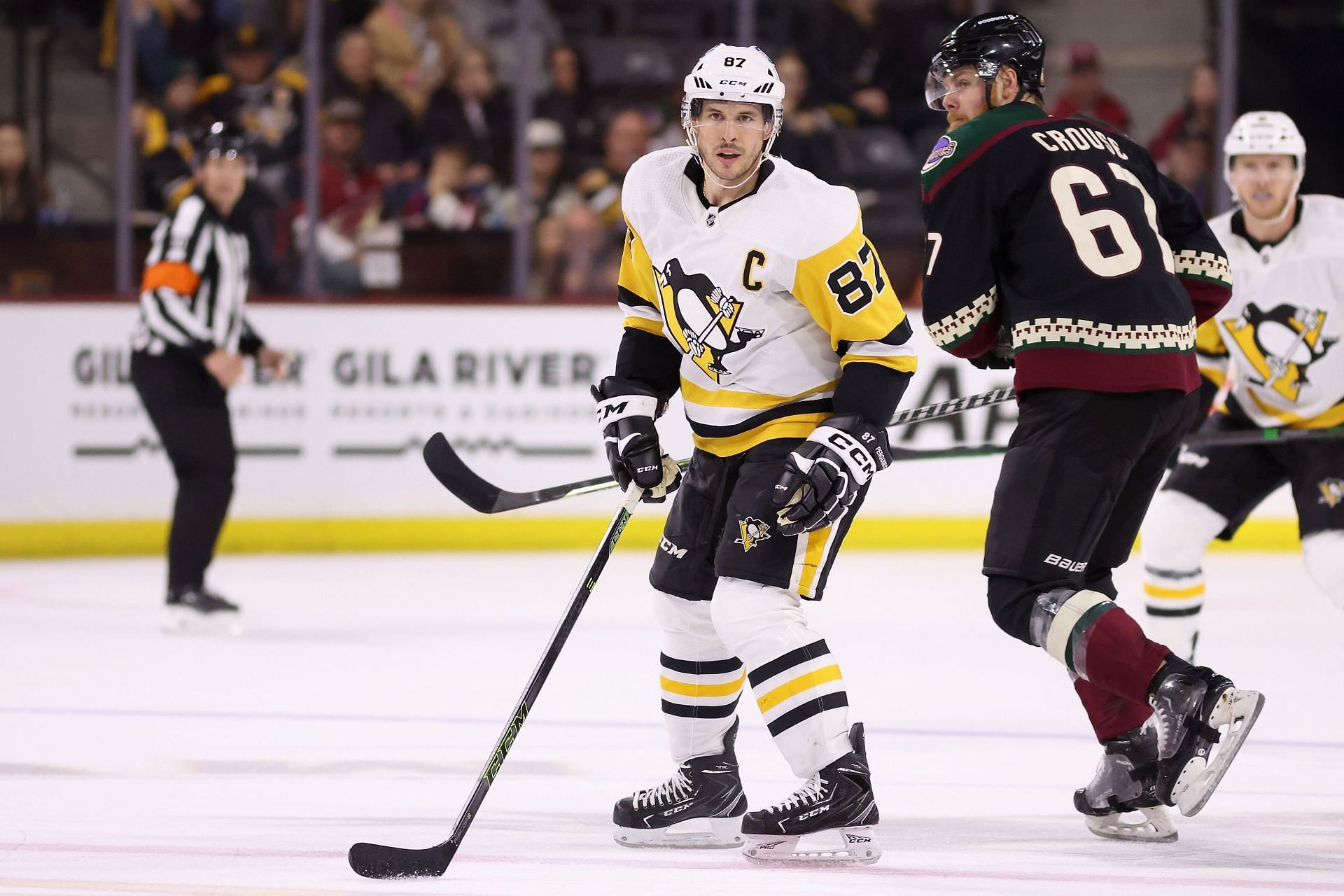 Pittsburgh Penguins v Arizona Coyotes