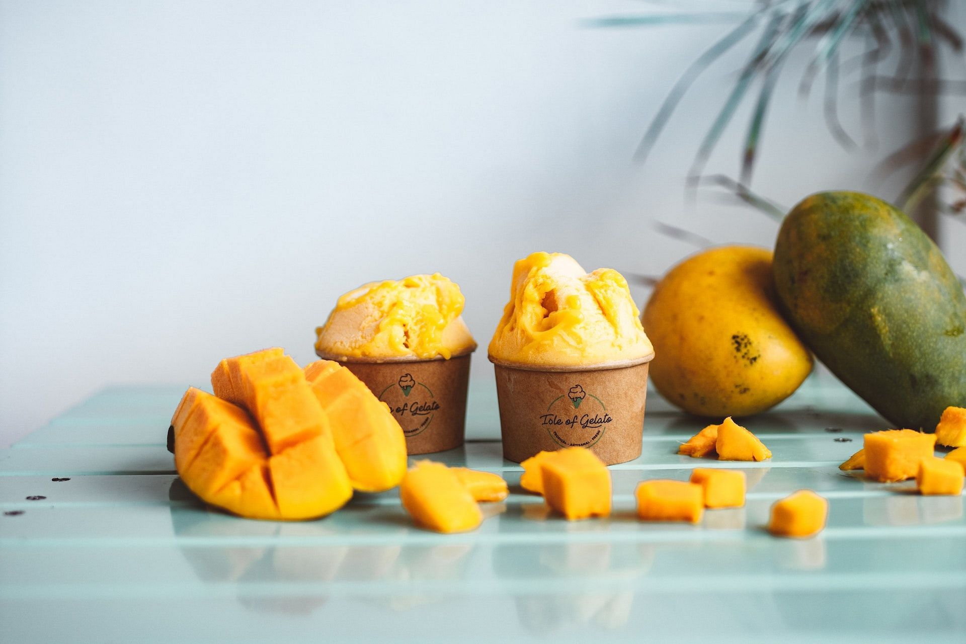 Mangoes can trigger IBS. (Photo via Pexels/ROMAN ODINTSOV)