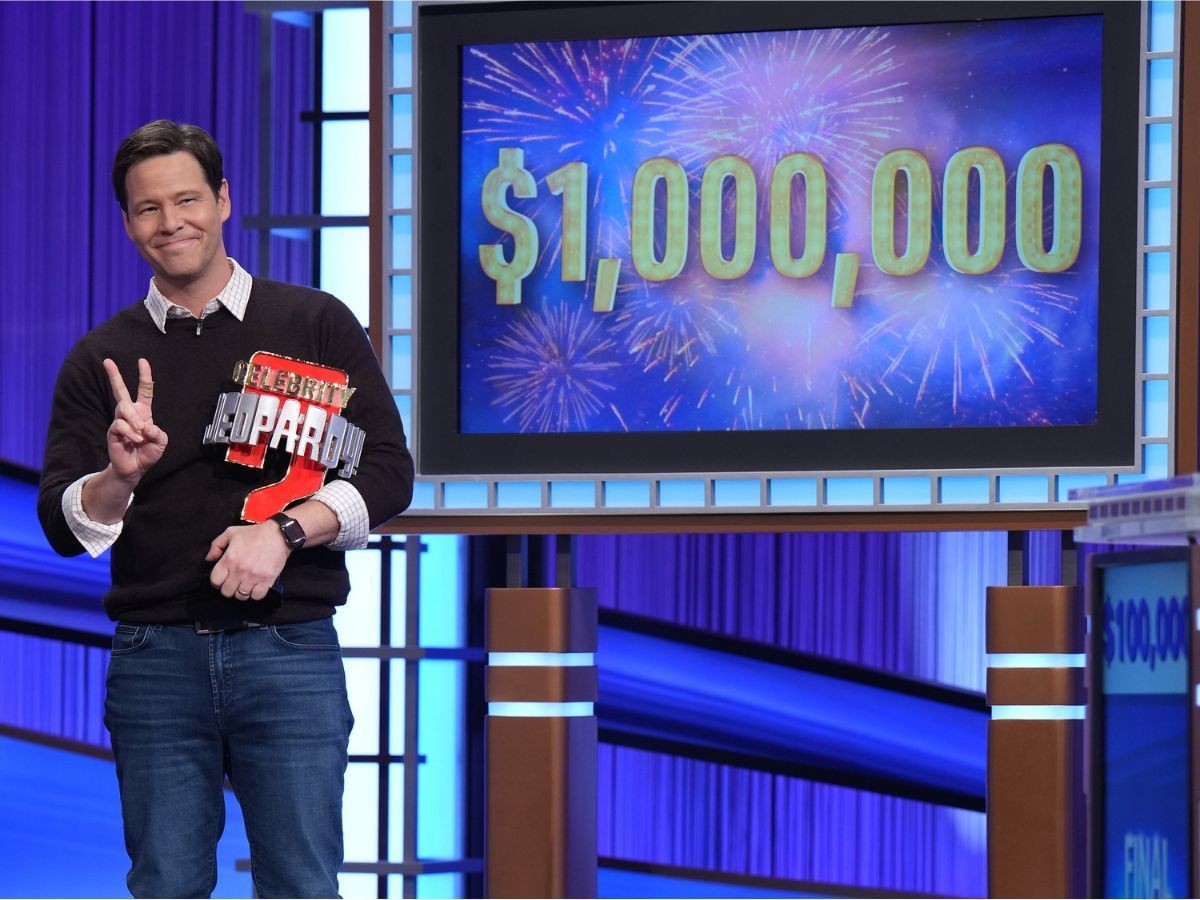 Who won Celebrity Jeopardy! Season 1 finale? Million dollar champion