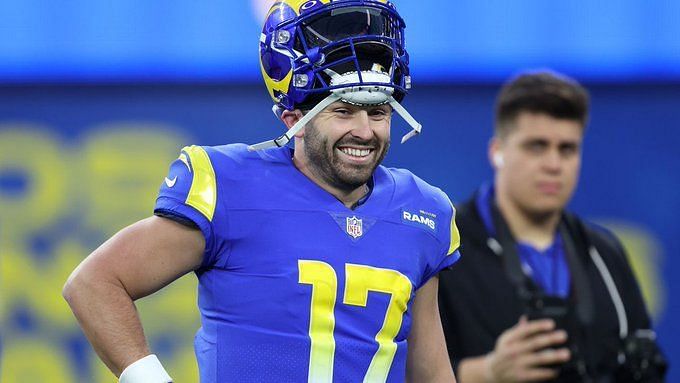 NFL Network insider Garafolo: Newly-signed Los Angeles Rams quarterback Baker  Mayfield will wear jersey No. 17 for Rams