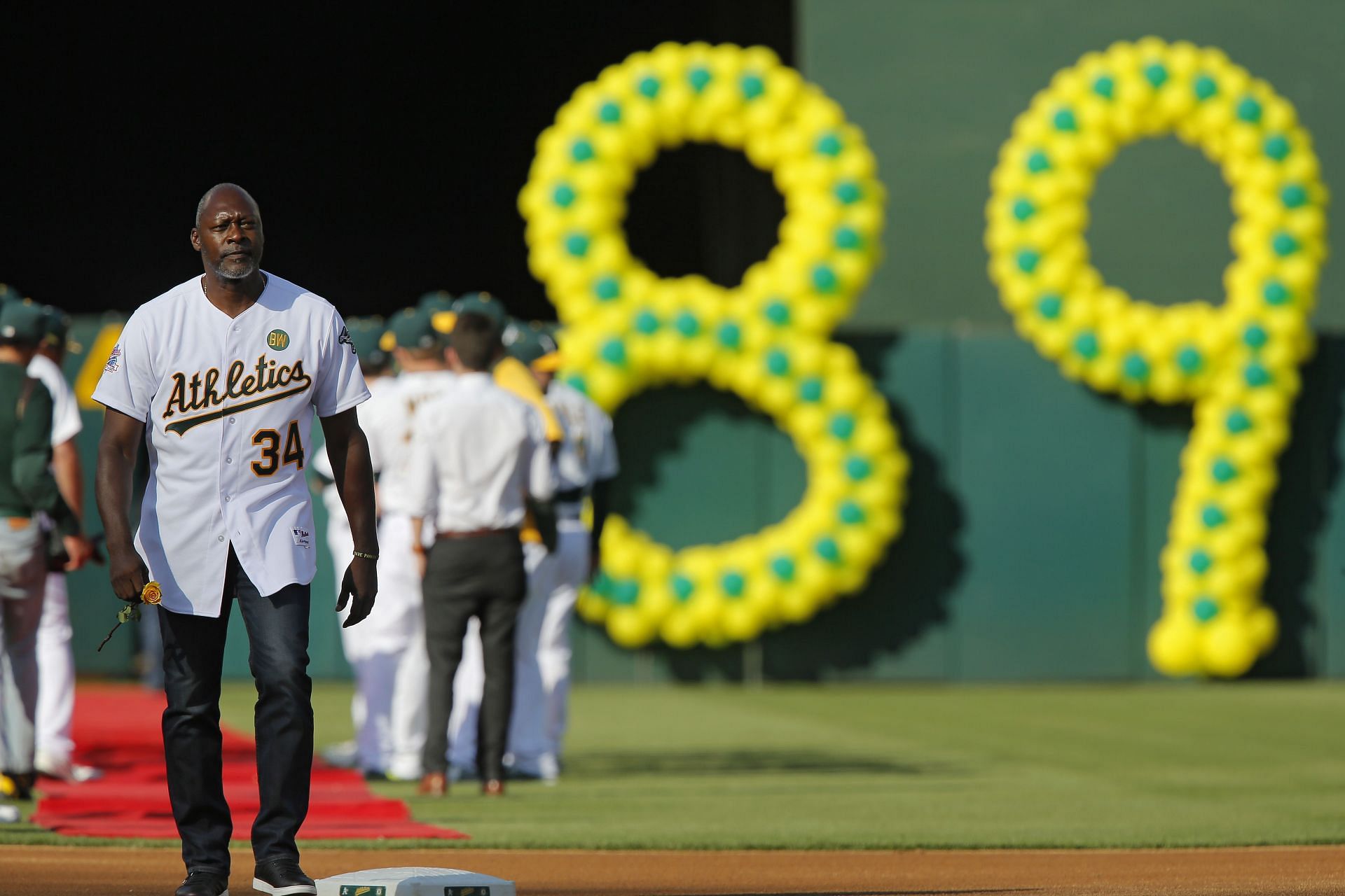 Dave Stewart, MVP of the 1989 Oakland A&#039;s, joins his teammates as they celebrate their World Series championship 25 years ago.