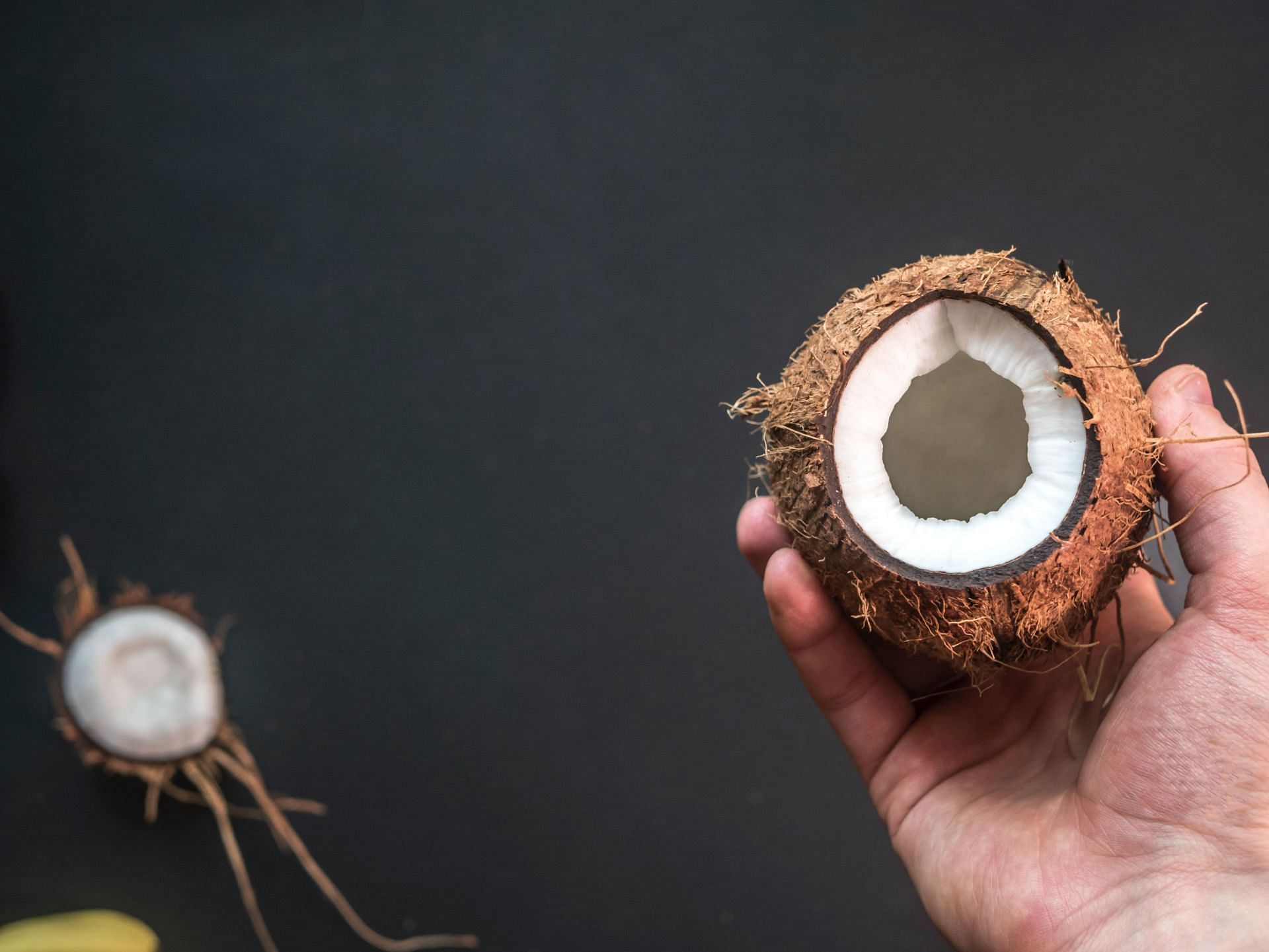 Specifically, the fatty acids present in coconut oil have some anti-microbial properties that can be beneficial for teeth (Image via Pexels @Mike)