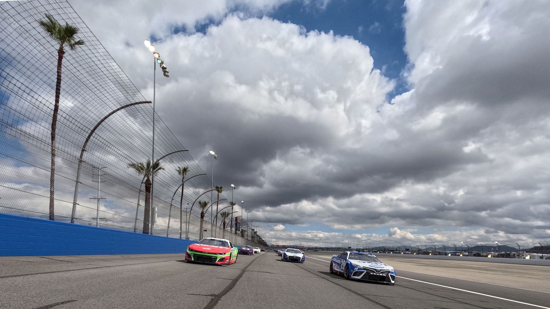 Auto Club Speedway&#039;s final hoorah