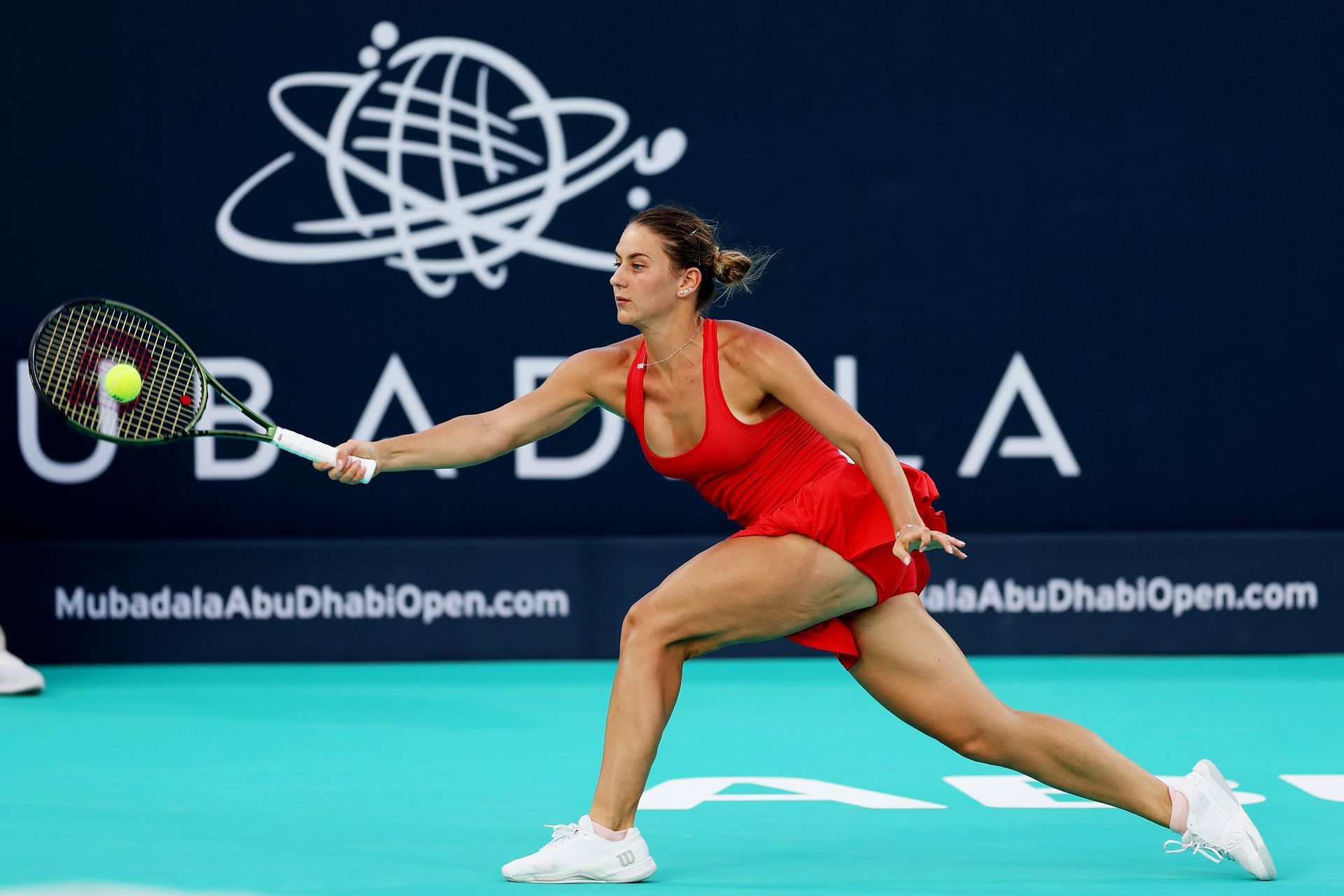 Marta Kostyuk in action at the Mubadala Abu Dhabi Open