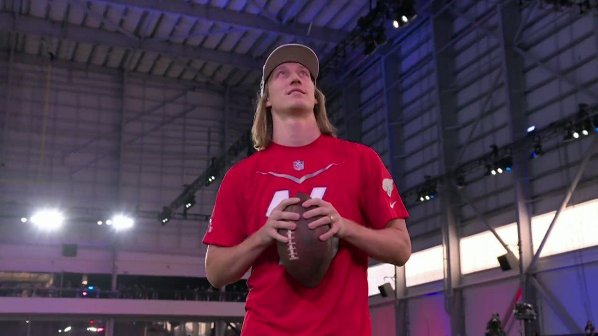 Official: QB Trevor Lawrence Named to the 2023 Pro Bowl Games