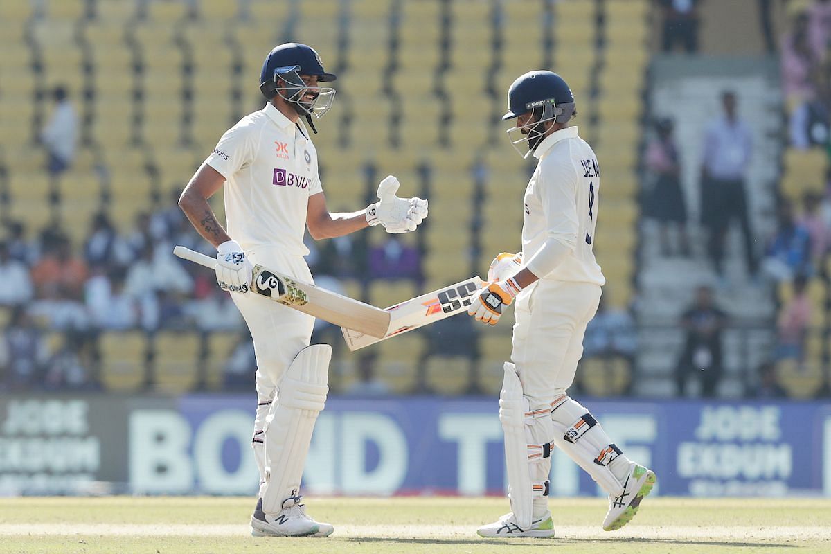 रविंद्र जडेजा और अक्षर पटेल के बीच हुई बेहतरीन साझेदारी (Photo Credit - BCCI)