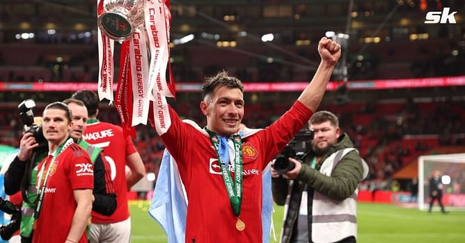 “Wins everywhere” – Ex-Arsenal star sends message to Lisandro Martinez after Manchester United lift Carabao Cup