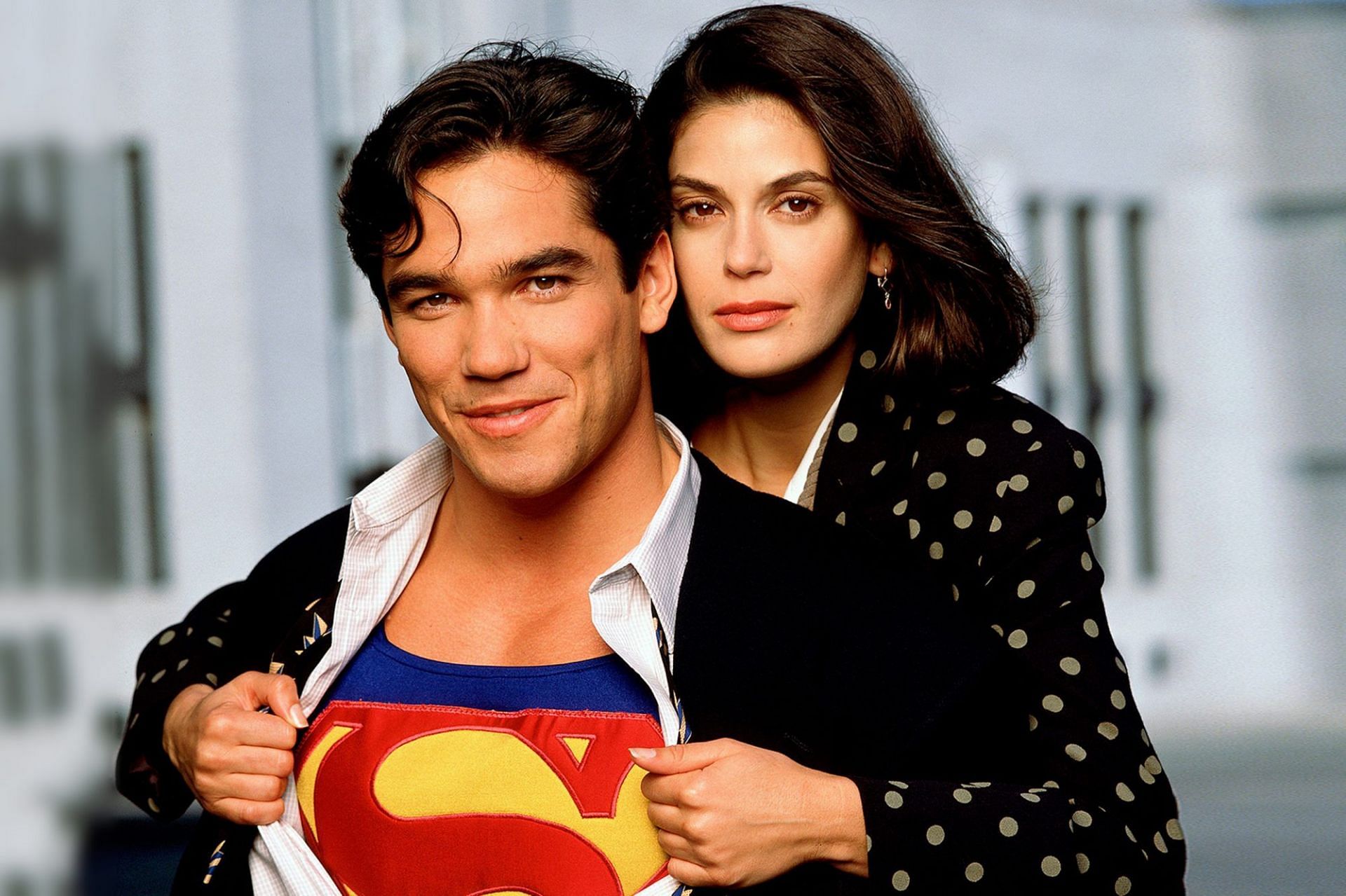 Dean Cain - Charming and witty in Lois &amp; Clark (Image via Warner Bros. Television)