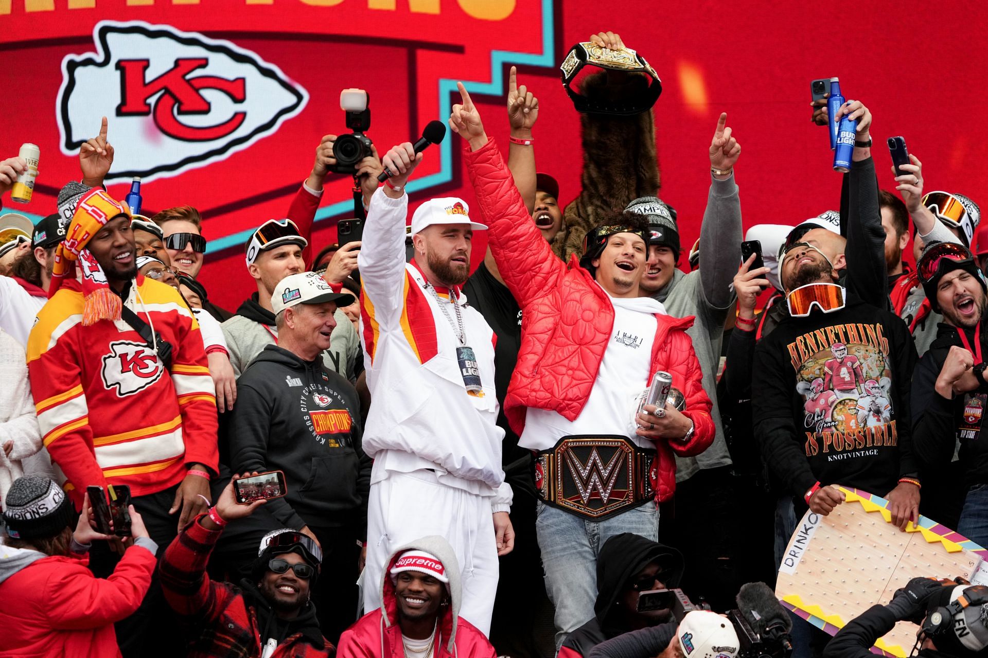 Patrick Mahomes, Travis Kelce Celebrate at Chiefs Super Bowl Parade