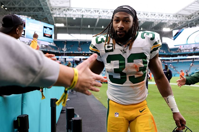 Aaron Jones sets career highs as Green Bay beats Miami