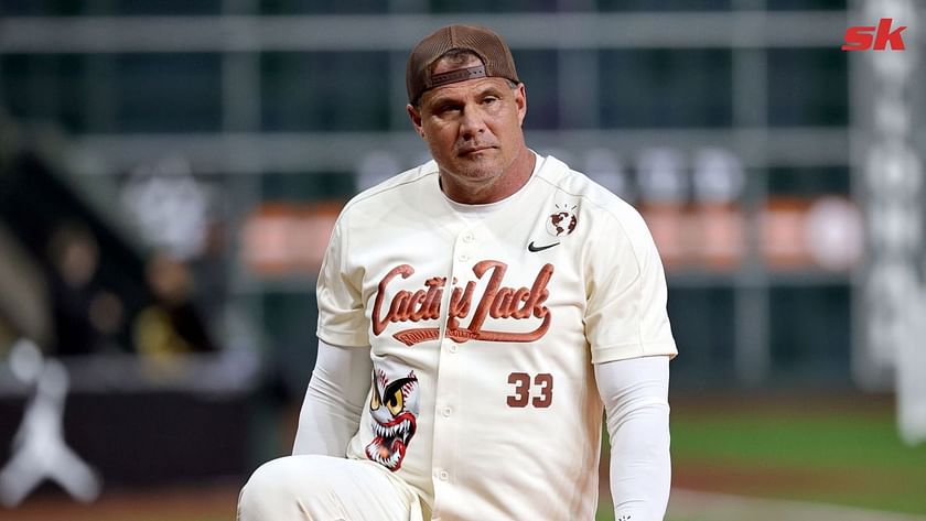 Troubled Athlete Jose Canseco Blasts His Ex-Girlfriend, Then Posts