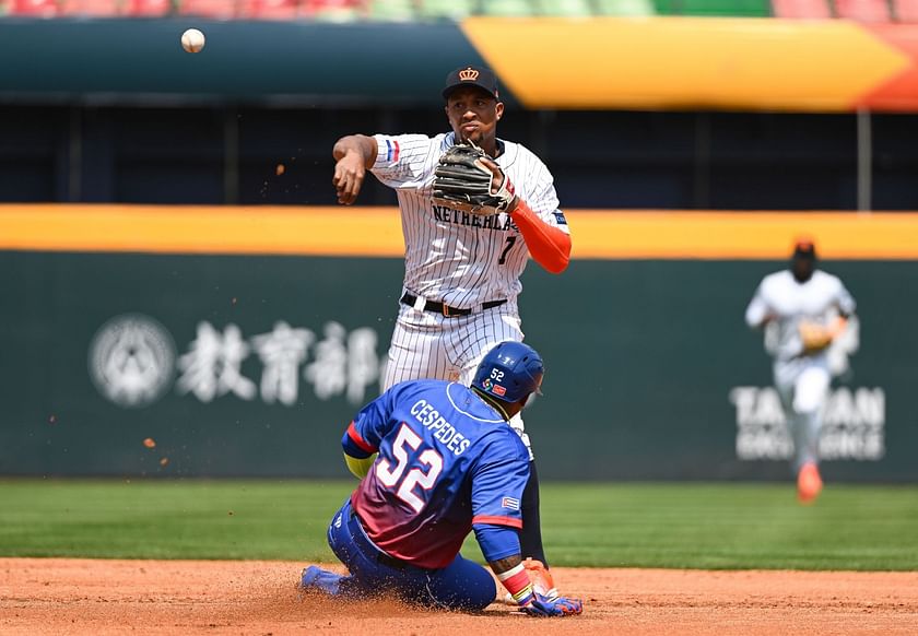 World Baseball Classic: USA blasts Cuba, Mookie Betts heating up