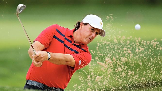 Why does Phil Mickelson play left-handed? Real reason behind the move