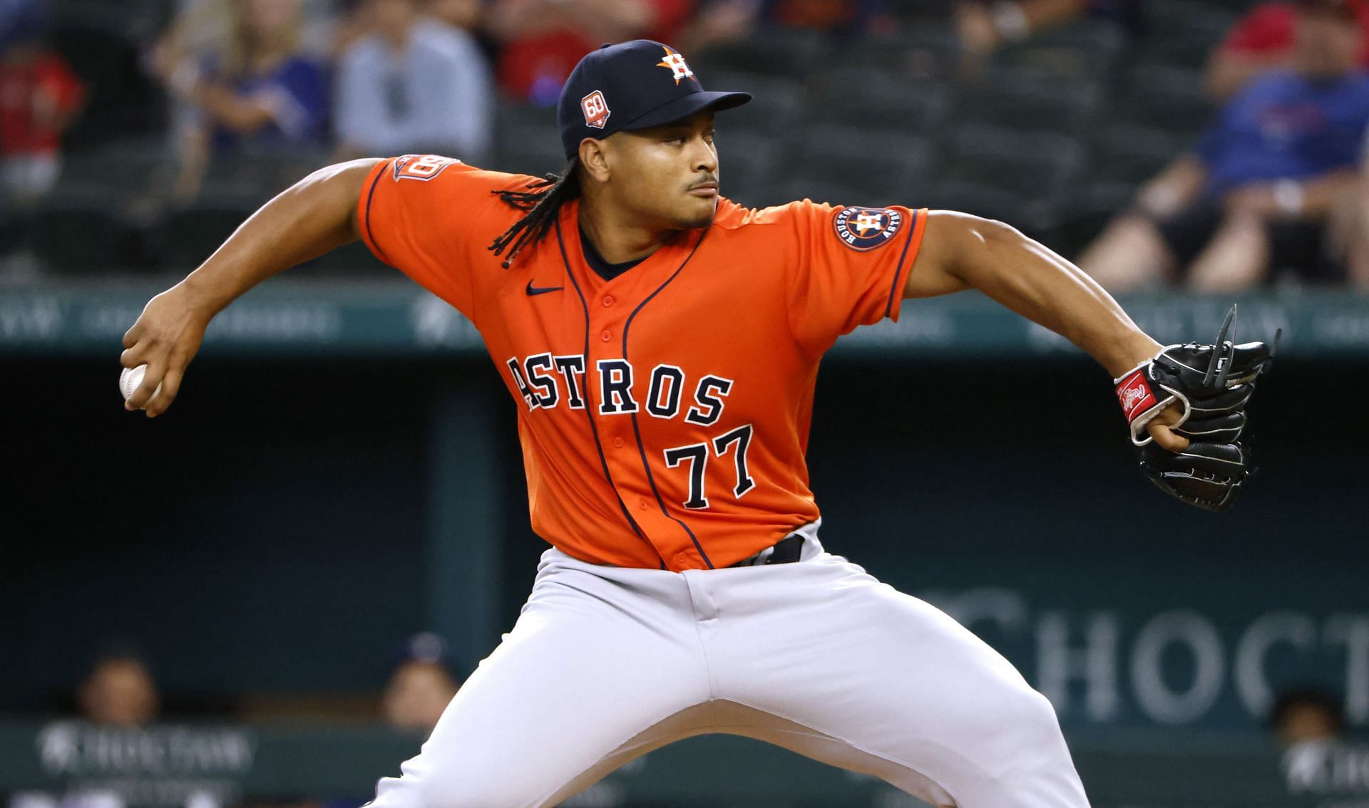 Houston Astros pitcher Luis Garcia's new windup vs. old windup