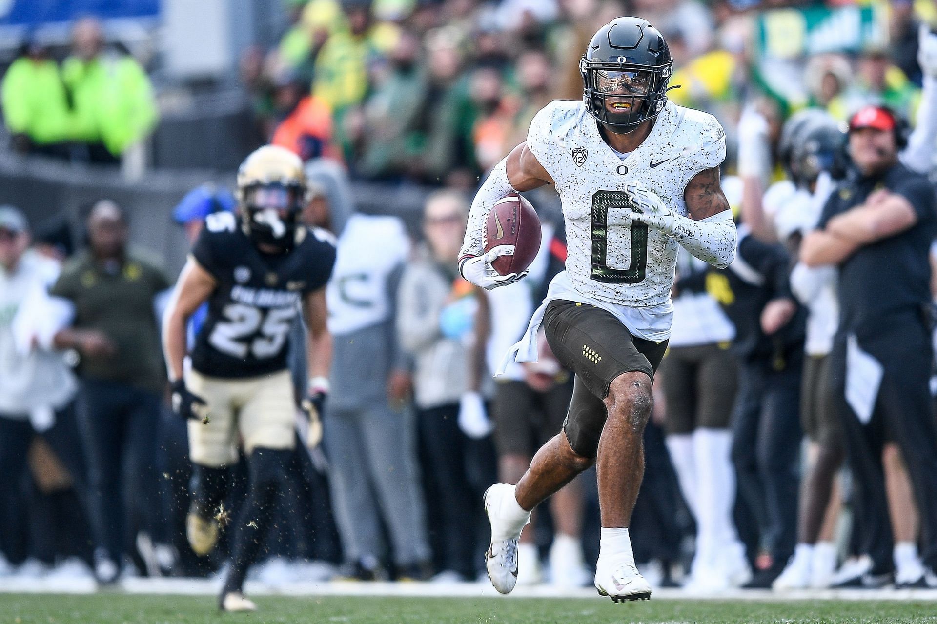 Christian Gonzalez in Oregon v Colorado