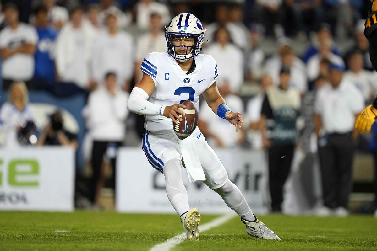 Jaren Hall in action for the BYU Cougars