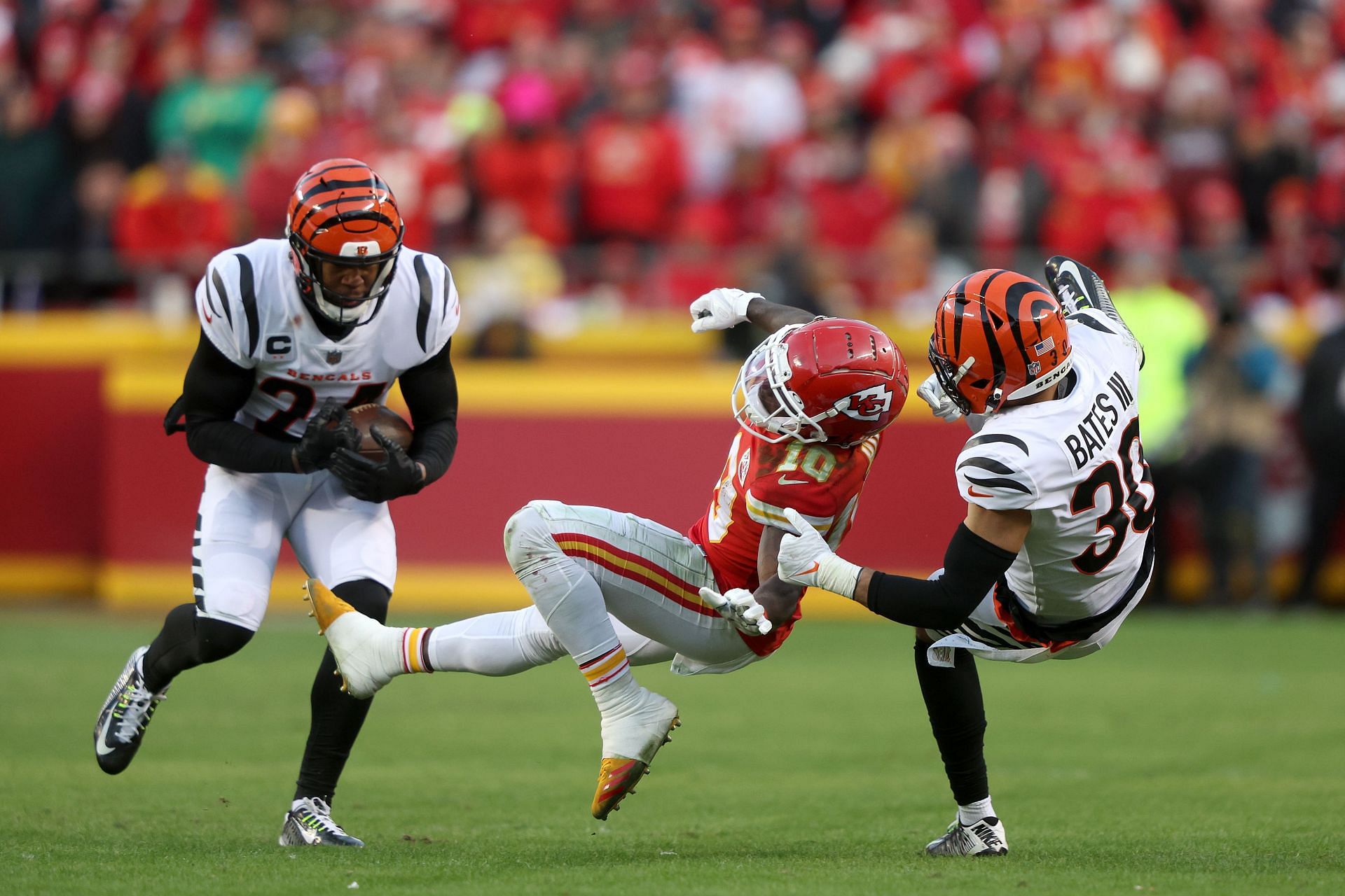 Bengals: Vonn Bell is beginning to settle into his role as a tone