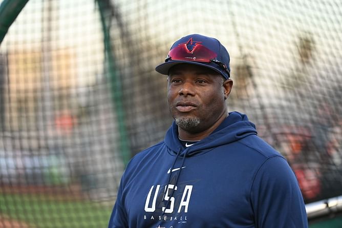 Baseball Twitter impressed watching Ken Griffey Jr. taking batting practice at World Baseball Classic: "Hat still backwards" "Sweetest swing ever"