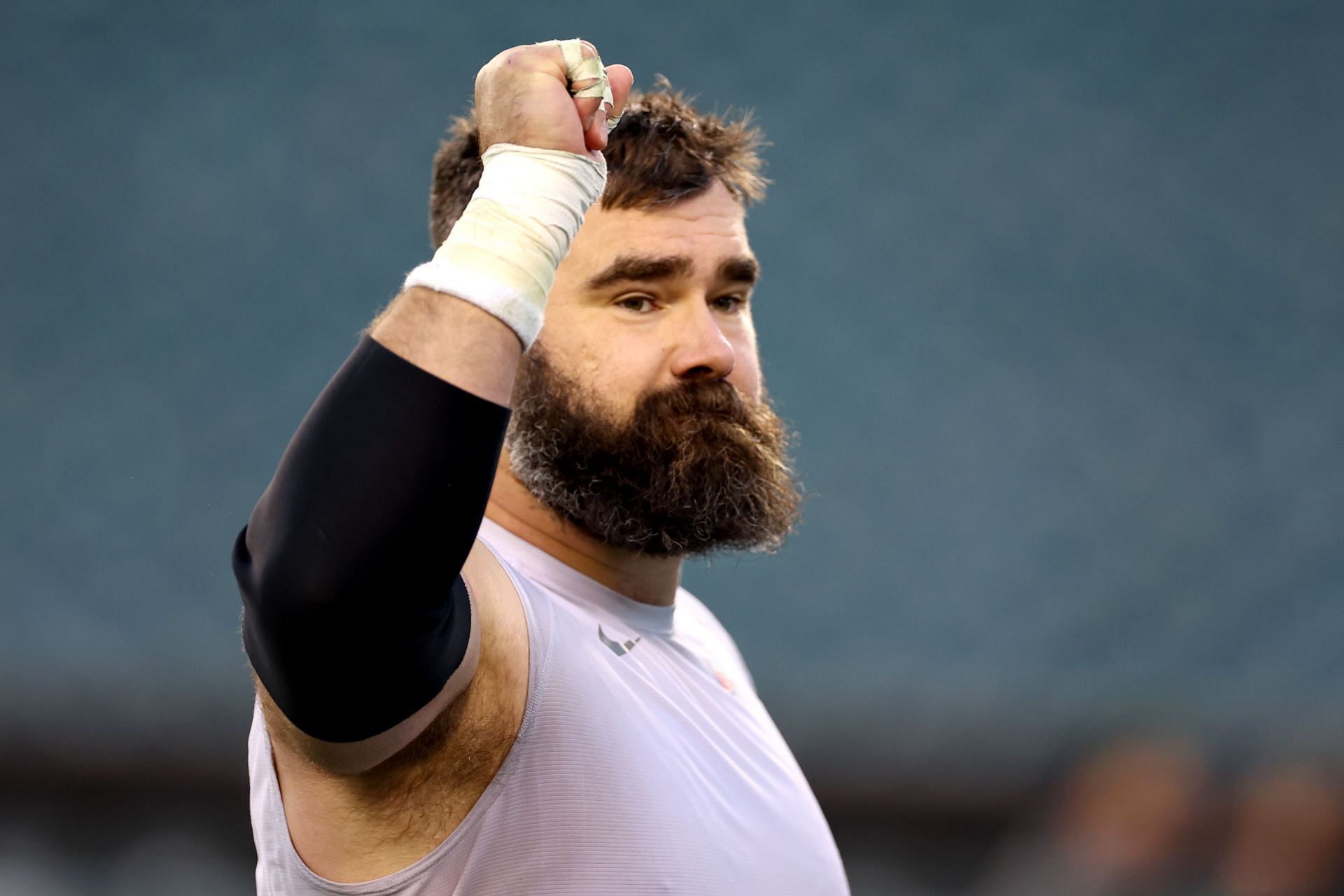 Jason Kelce at Tennessee Titans v Philadelphia Eagles