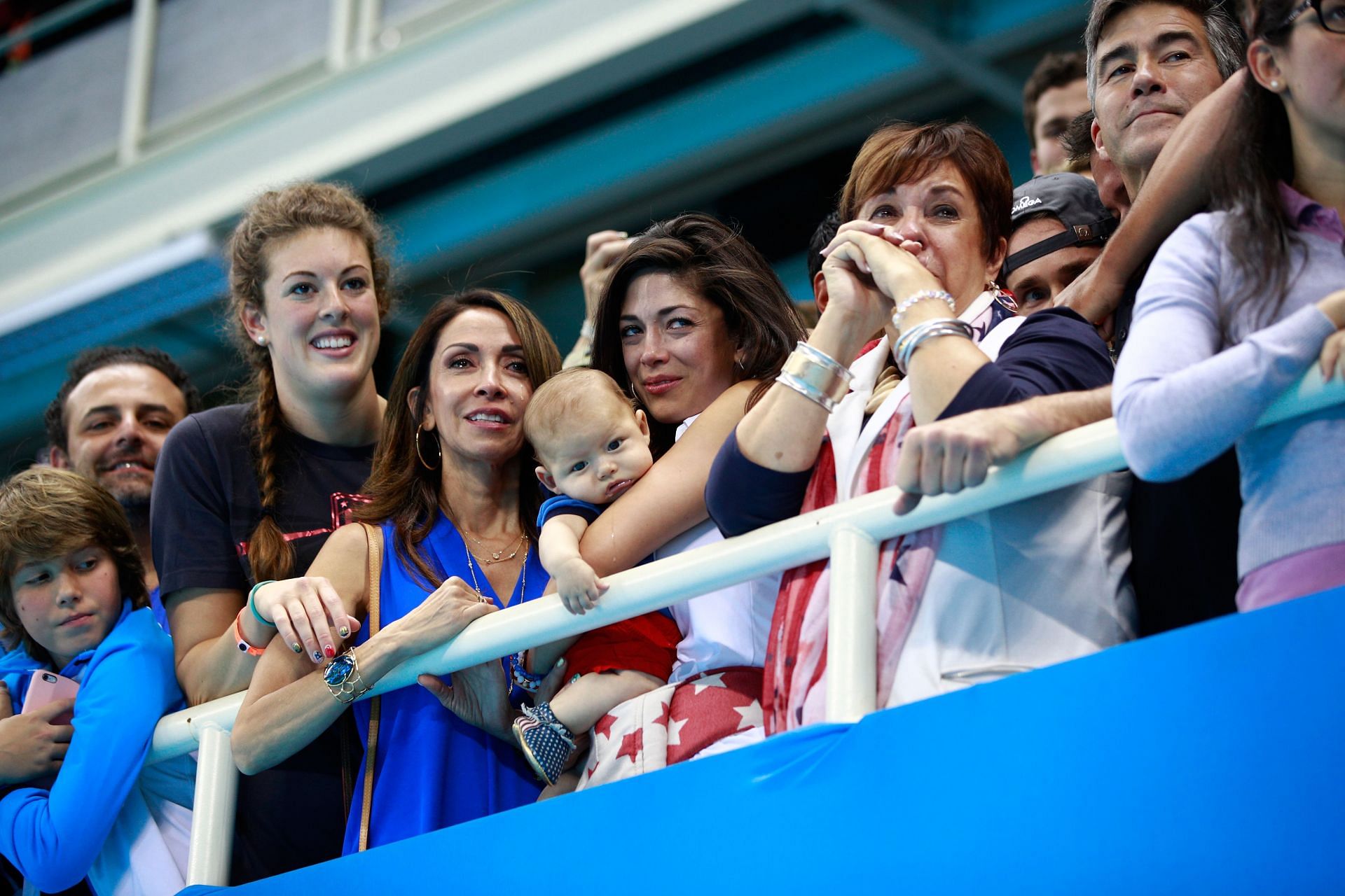 Allison Schmitt and Michael Phelps&#039; family celebrate his win in Rio Olympics (Photo by Adam Pretty/Getty Images)