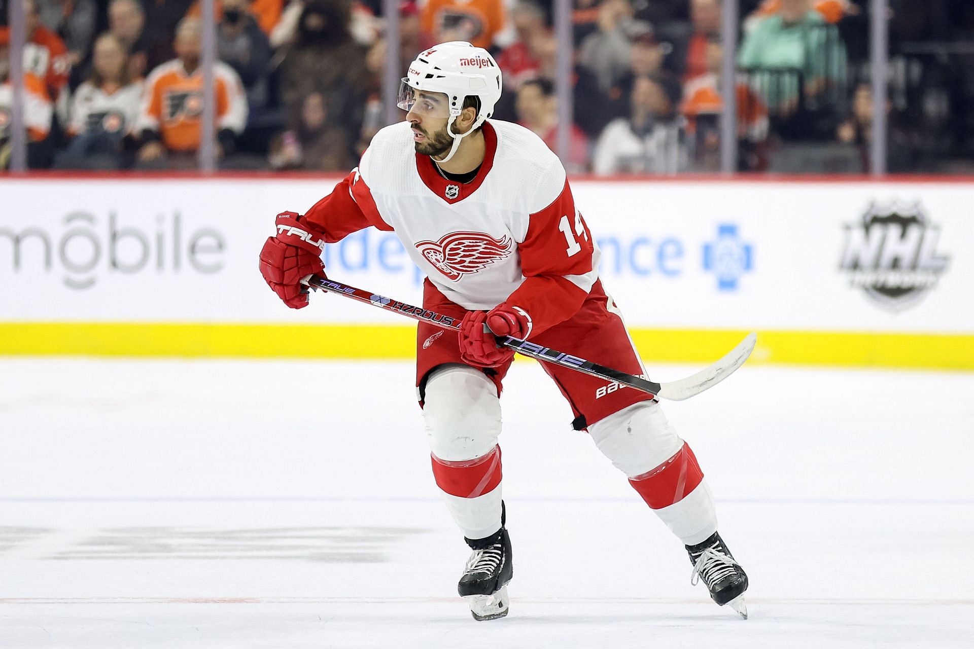 Robby Fabbri #14 skates against the Philadelphia Flyers