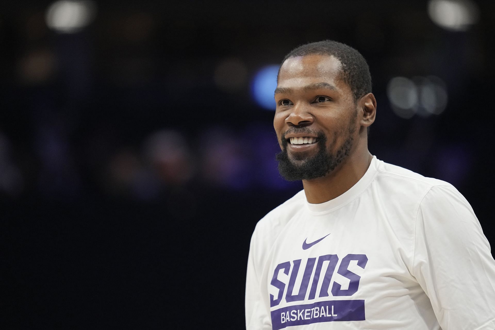 Kevin Durant will not be available when the Phoenix Suns visit the Golden State Warriors.