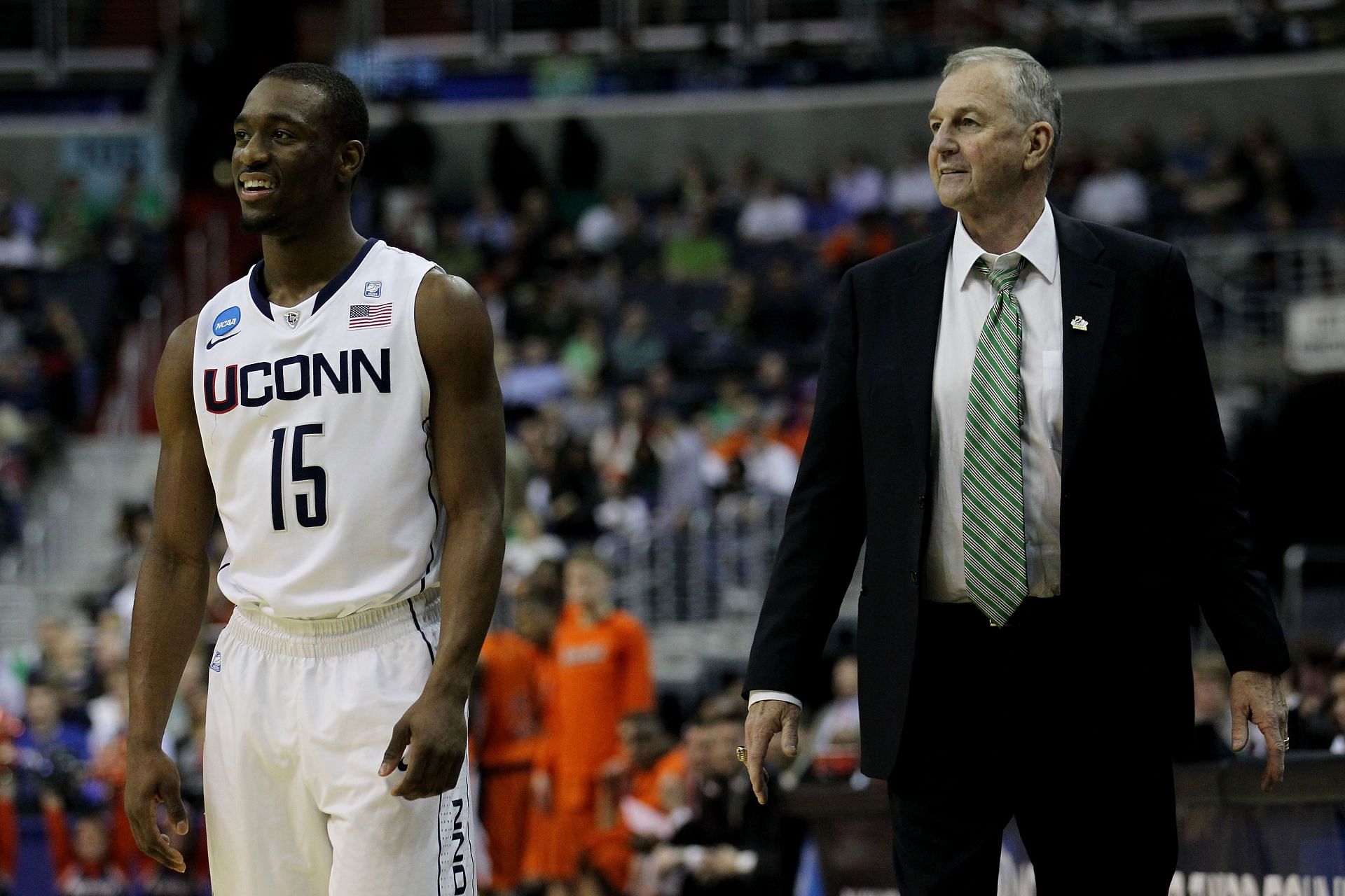 Walker won it all with the Huskies in 2011 (Image via Getty Images)