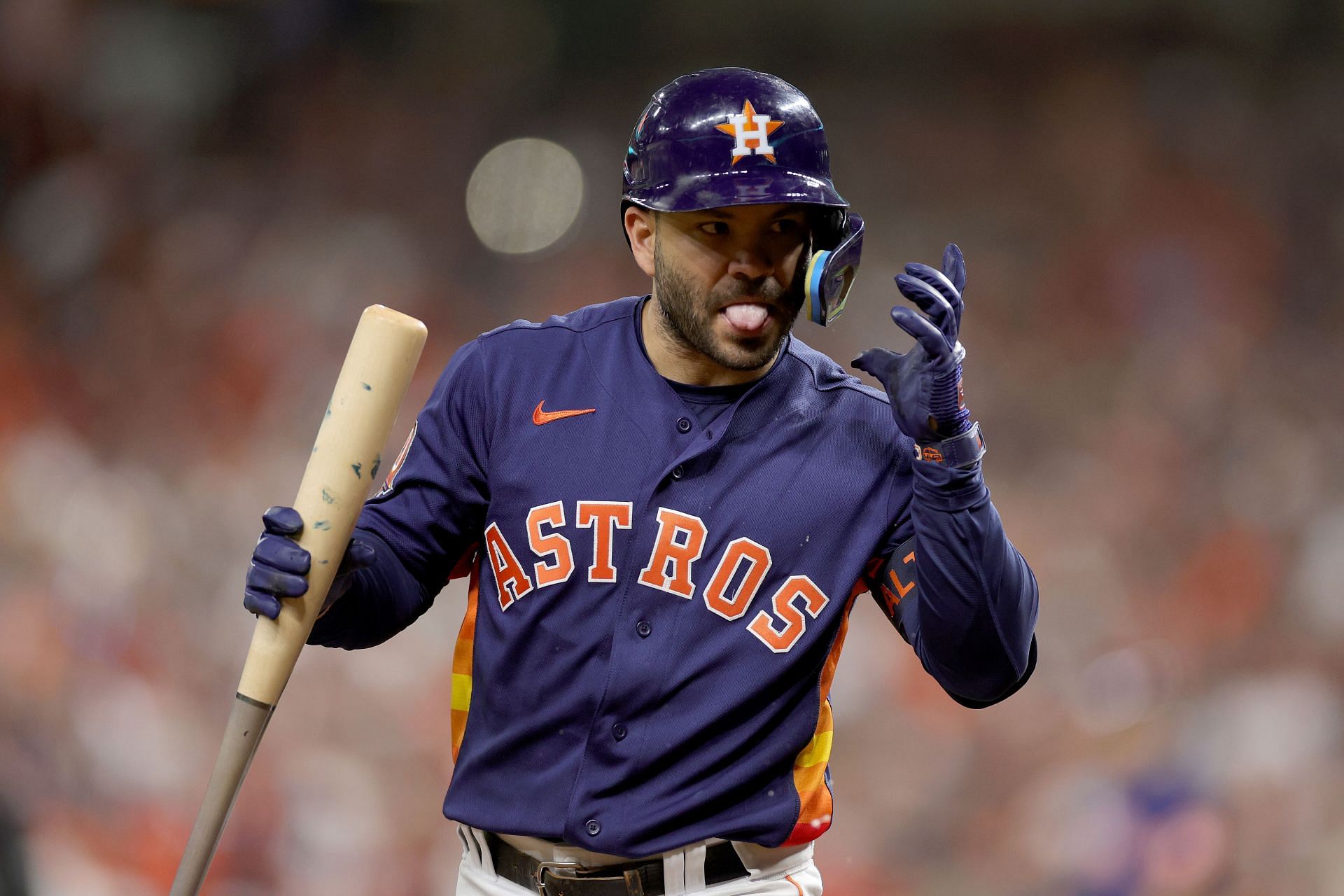 Jose Altuve, Astros 'not telling the truth,' says body-language expert:  'The whole thing is scripted bull' 