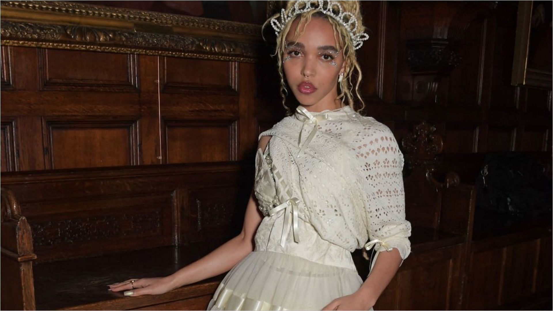 FKA Twigs has been romantically linked to a few people in the past (Image via David M. Benett/Getty Images)