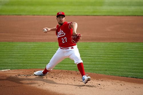 Trevor Bauer throws a pitch during the first inning of the game against the Chicago Cubs at Great American Ball Park