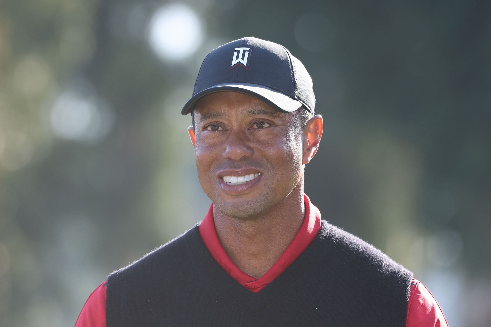 Previous winners like Tiger Woods get automatic entry into the Masters