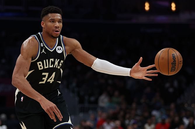 “Best player in the NFL” - Fans post rib-tickling reactions as Torrey Craig loses a tooth following a collision with Giannis Antetokounmpo
